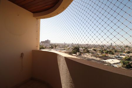 Apartamento para alugar com 140m², 3 quartos e 3 vagasSacada da Sala de TV