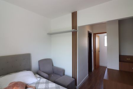 Casa de condomínio à venda com 117m², 3 quartos e 2 vagasSuíte