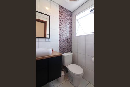 Casa de condomínio à venda com 117m², 3 quartos e 2 vagasSuíte Banheiro