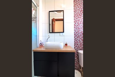 Casa de condomínio à venda com 117m², 3 quartos e 2 vagasSuíte Banheiro