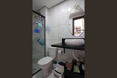 Casa de condomínio à venda com 117m², 3 quartos e 2 vagasBanheiro Social