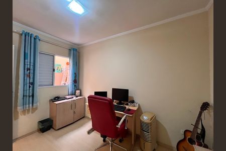 Casa à venda com 128m², 3 quartos e 2 vagas Casa à venda com 128m², 3 quartos e 2 vagasQuarto 2