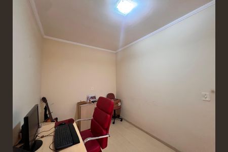 Casa à venda com 128m², 3 quartos e 2 vagas Casa à venda com 128m², 3 quartos e 2 vagasQuarto 2