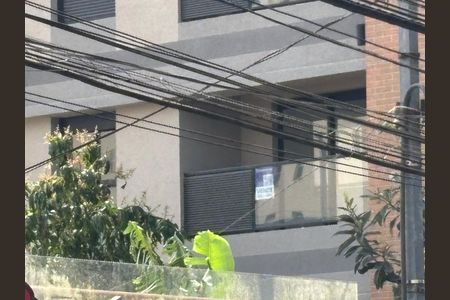 Apartamento à venda com 52m², 2 quartos e 1 vaga Apartamento à venda com 52m², 2 quartos e 1 vagaDetalhe placa