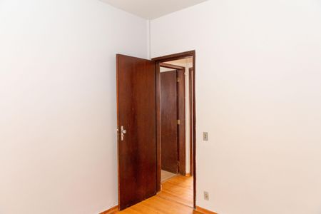 Apartamento à venda com 157m², 4 quartos e 1 vaga Apartamento à venda com 157m², 4 quartos e 1 vagaQuarto 2