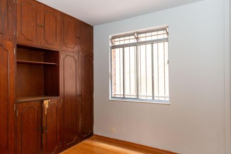 Apartamento à venda com 157m², 4 quartos e 1 vaga Apartamento à venda com 157m², 4 quartos e 1 vagaQuarto 2
