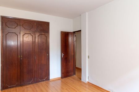 Apartamento à venda com 157m², 4 quartos e 1 vaga Apartamento à venda com 157m², 4 quartos e 1 vagaQuarto 3