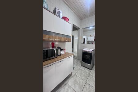 Casa à venda com 170m², 3 quartos e 2 vagas Casa à venda com 170m², 3 quartos e 2 vagasCozinha