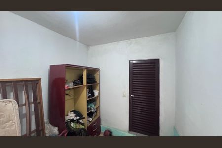 Casa à venda com 170m², 3 quartos e 2 vagas Casa à venda com 170m², 3 quartos e 2 vagasSuíte