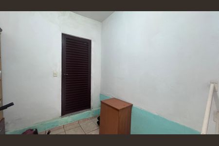 Casa à venda com 170m², 3 quartos e 2 vagas Casa à venda com 170m², 3 quartos e 2 vagasSuíte