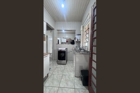 Casa à venda com 170m², 3 quartos e 2 vagas Casa à venda com 170m², 3 quartos e 2 vagasCozinha