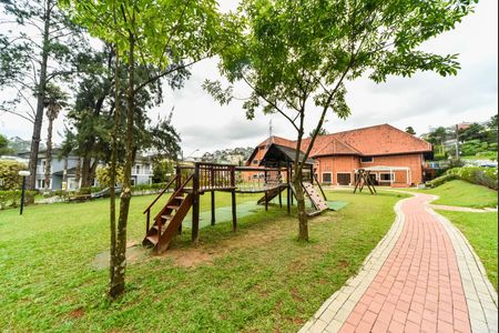 Casa de condomínio à venda com 600m², 6 quartos e 4 vagas Casa de condomínio à venda com 600m², 6 quartos e 4 vagasÁrea comum