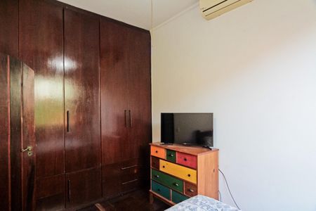 Casa para alugar com 250m², 3 quartos e 5 vagas Casa para alugar com 250m², 3 quartos e 5 vagasQuarto 1