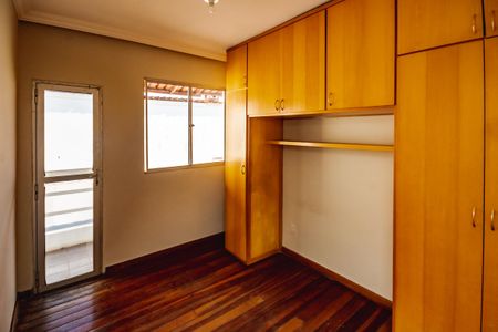 Casa à venda com 76m², 3 quartos e 1 vaga Casa à venda com 76m², 3 quartos e 1 vagaQuarto 3