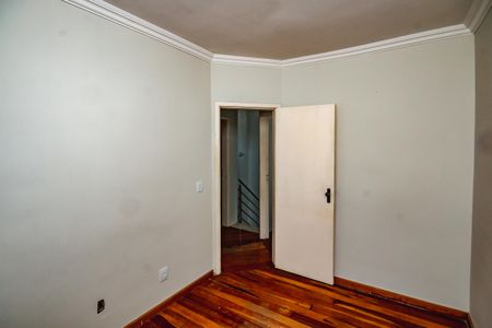 Casa à venda com 76m², 3 quartos e 1 vaga Casa à venda com 76m², 3 quartos e 1 vagaQuarto 1