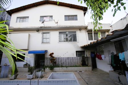Casa à venda com 350m², 7 quartos e 4 vagasÁrea externa