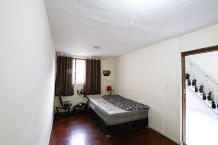 Casa à venda com 350m², 7 quartos e 4 vagasQuarto 3