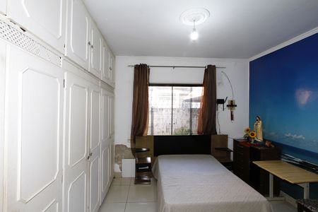 Casa à venda com 350m², 7 quartos e 4 vagasQuarto 2 - Suíte