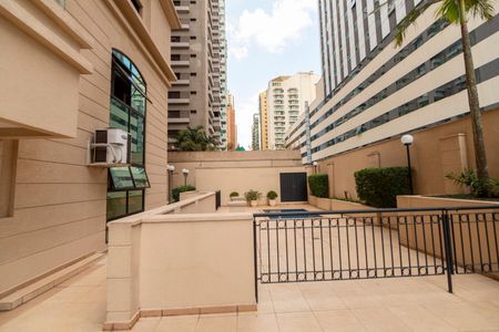 Apartamento à venda com 175m², 3 quartos e 3 vagas Apartamento à venda com 175m², 3 quartos e 3 vagasÁrea comum