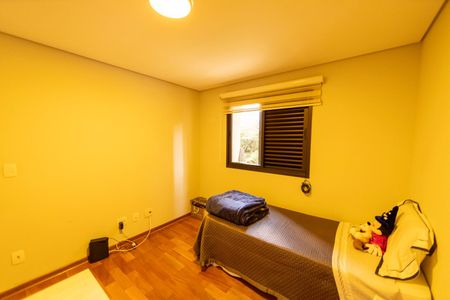 Apartamento à venda com 175m², 3 quartos e 3 vagas Apartamento à venda com 175m², 3 quartos e 3 vagasQuarto 1
