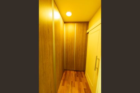 Apartamento à venda com 175m², 3 quartos e 3 vagas Apartamento à venda com 175m², 3 quartos e 3 vagasSuíte 2