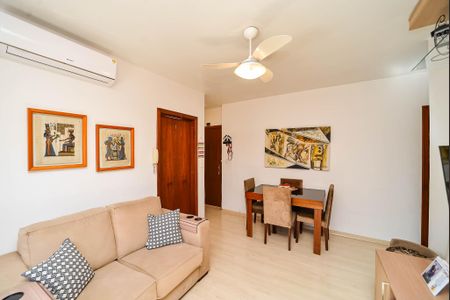 Apartamento à venda com 59m², 2 quartos e 1 vaga Apartamento à venda com 59m², 2 quartos e 1 vagaSala