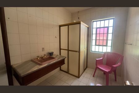 Casa à venda com 350m², 4 quartos e 4 vagas Casa à venda com 350m², 4 quartos e 4 vagasBanheiro da Suíte 2