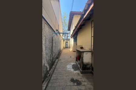 Casa à venda com 350m², 4 quartos e 4 vagas Casa à venda com 350m², 4 quartos e 4 vagasÁrea de Serviço