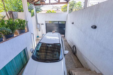 Casa à venda com 114m², 2 quartos e 1 vaga Casa à venda com 114m², 2 quartos e 1 vagaGaragem
