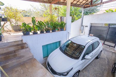 Casa à venda com 114m², 2 quartos e 1 vaga Casa à venda com 114m², 2 quartos e 1 vagaGaragem