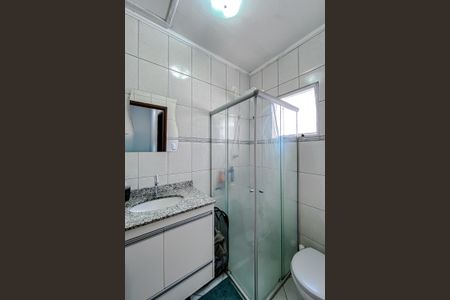 Casa à venda com 144m², 3 quartos e 2 vagas Casa à venda com 144m², 3 quartos e 2 vagasBanheiro