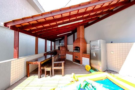 Casa à venda com 144m², 3 quartos e 2 vagas Casa à venda com 144m², 3 quartos e 2 vagasÁrea comum - Churrasqueira