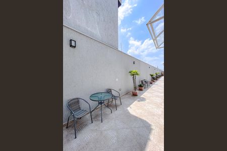 Casa à venda com 144m², 3 quartos e 2 vagas Casa à venda com 144m², 3 quartos e 2 vagasÁrea comum