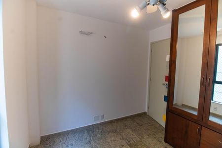 Apartamento à venda com 170m², 4 quartos e 2 vagas Apartamento à venda com 170m², 4 quartos e 2 vagasQuarto 3
