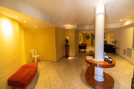 Apartamento à venda com 170m², 4 quartos e 2 vagas Apartamento à venda com 170m², 4 quartos e 2 vagasÁrea comum