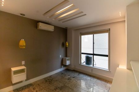 Apartamento à venda com 170m², 4 quartos e 2 vagas Apartamento à venda com 170m², 4 quartos e 2 vagasSuíte