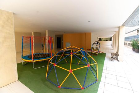 Apartamento à venda com 170m², 4 quartos e 2 vagas Apartamento à venda com 170m², 4 quartos e 2 vagasÁrea comum