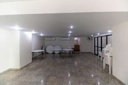 Apartamento à venda com 170m², 4 quartos e 2 vagas Apartamento à venda com 170m², 4 quartos e 2 vagasÁrea comum