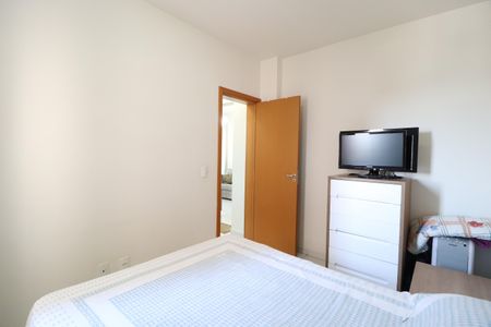 Apartamento para alugar com 74m², 2 quartos e 2 vagasQuarto 2