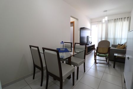 Apartamento para alugar com 74m², 2 quartos e 2 vagasSala de Jantar