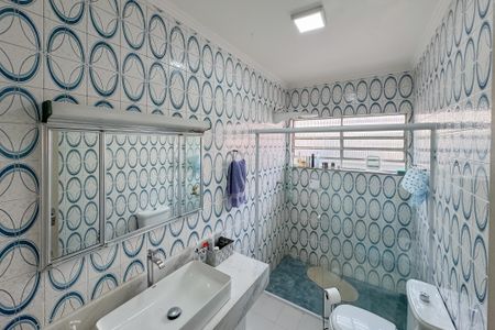 Casa à venda com 150m², 3 quartos e 2 vagas Casa à venda com 150m², 3 quartos e 2 vagasBanheiro Social