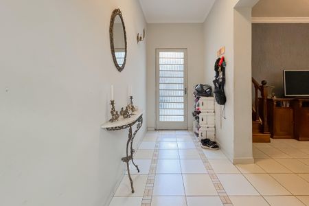 Casa à venda com 150m², 3 quartos e 2 vagas Casa à venda com 150m², 3 quartos e 2 vagasHall de Entrada