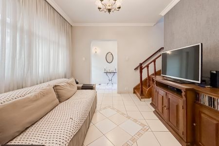 Casa à venda com 150m², 3 quartos e 2 vagas Casa à venda com 150m², 3 quartos e 2 vagasSala