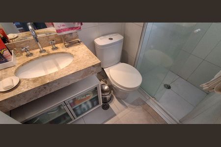 Apartamento à venda com 127m², 3 quartos e 3 vagasBanheiro da Suíte 1