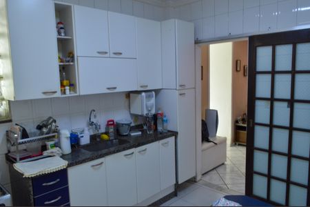 Apartamento à venda com 100m², 3 quartos e 2 vagasCozinha