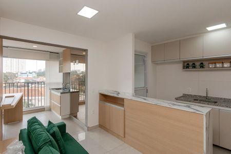 Apartamento para alugar com 65m², 2 quartos e 1 vagaSala