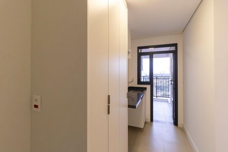 Apartamento à venda com 105m², 3 quartos e 2 vagas Apartamento à venda com 105m², 3 quartos e 2 vagasÁrea de serviço