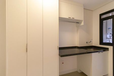 Apartamento à venda com 105m², 3 quartos e 2 vagas Apartamento à venda com 105m², 3 quartos e 2 vagasÁrea de serviço