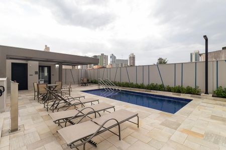 Apartamento à venda com 105m², 3 quartos e 2 vagas Apartamento à venda com 105m², 3 quartos e 2 vagasÁrea comum - Piscina 1