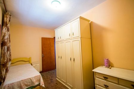 Casa à venda com 471m², 4 quartos e 3 vagasQuarto 4